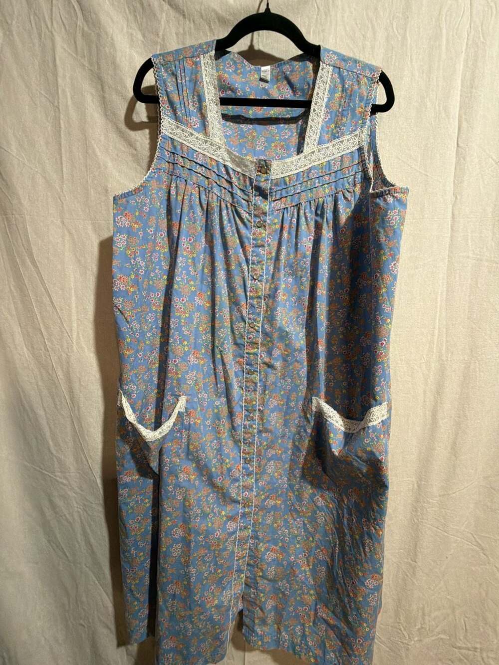 PINK Floral Sleeveless Nightgown with Lace Trim and Button Front XL